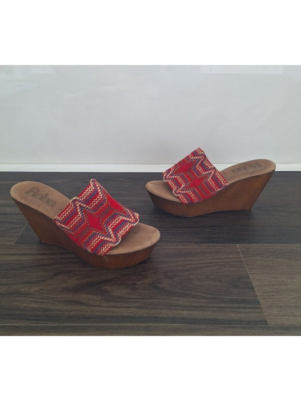 💙 Reba Women’s Wedge Slide Sandals Size 8 Red Southwestern Boho Wooden Platform